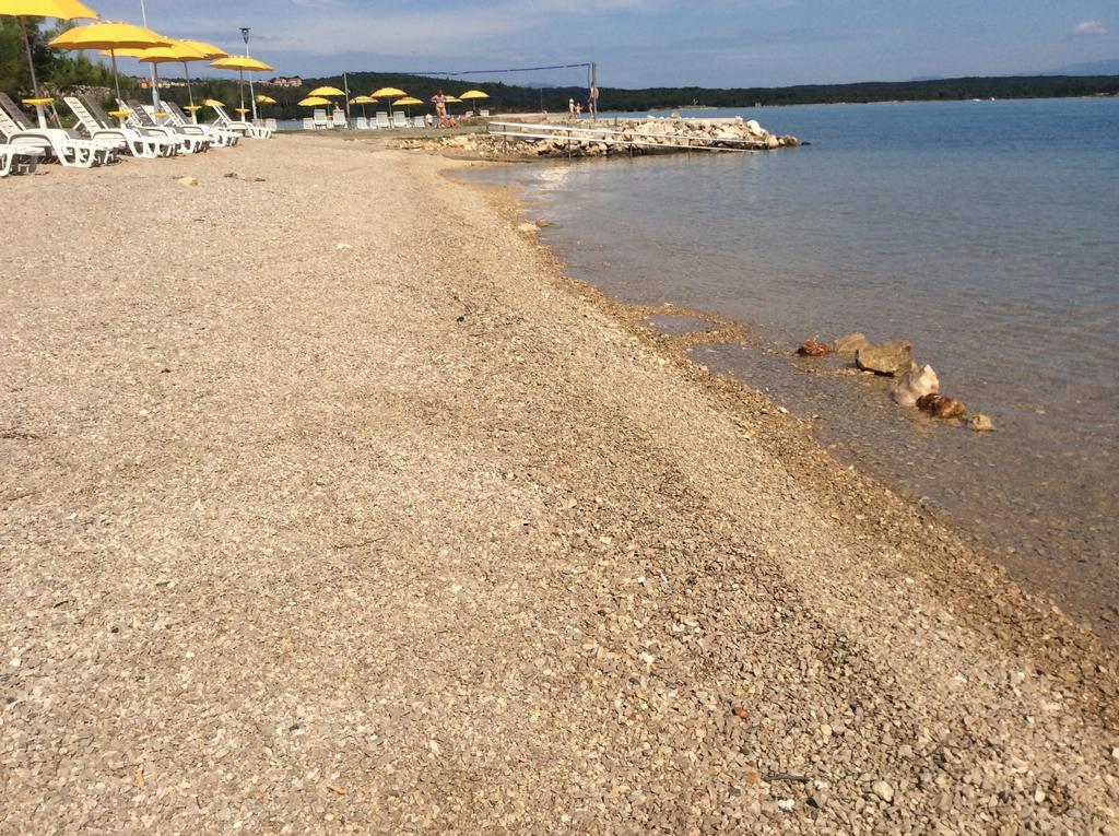 Apartments Coral, Klimno, Island Krk Exterior foto